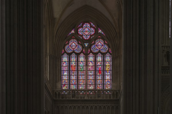 Interior view, stained glass window, coloured church windows, Cathédrale Notre-Dame de Bayeux, Bayeux, Calvados, France