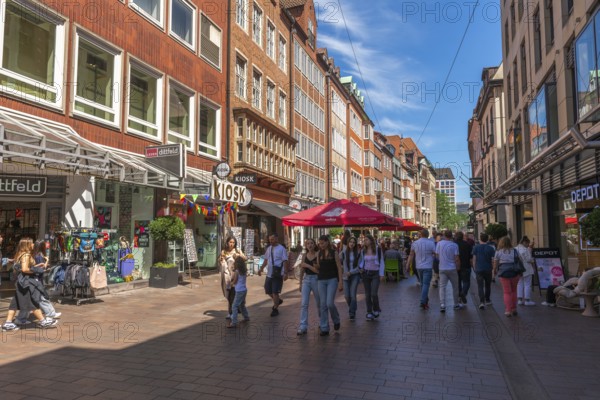 Historic Sögestrasse, pedestrian zone and shopping street, new buildings after war destruction, restoration, sunshades, Old Town, Hanseatic City of Bremen, Germany