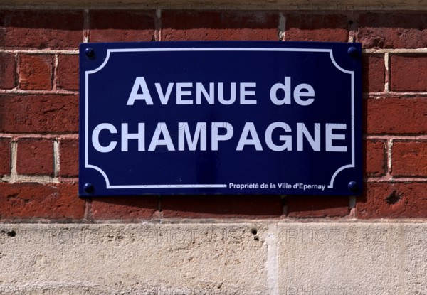 Street sign Avenue de Champagne, Épernay, Marne, France