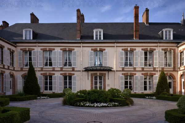 Head office, Headquarters, Hotel, Champagne brand Champagne Perrier-Jouët, Logo, Avenue de Champagne, Épernay, Marne, France