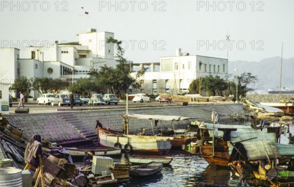 Sampan boats next to Royal Hong Kong Yacht Club, Kellet Island, Causeway Bay, Hong Kong, Asia 1964
