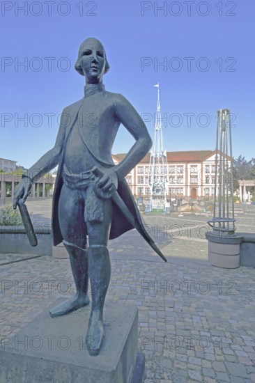 Monument to Landgrave Ludwig IX of Hesse-Darmstadt and city founder, nobleman with sword, bronze sculpture, Hessian, New Town Hall, parade ground, Pirmasens, Rhineland-Palatinate, Germany
