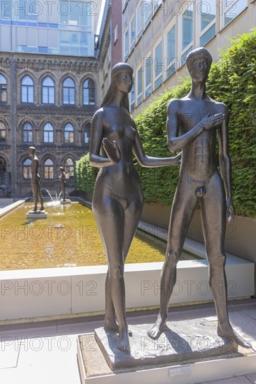 Sculpture Prima Vera in the sculpture garden of the Bremen Parliament with works by the sculptor Gerhard Marcks (1889-1981) Man and woman naked, fountain, green area, Old Town, Free Hanseatic City of Bremen, Germany