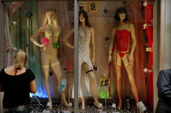 Female mannequins in an erotic shop, New York City, USA