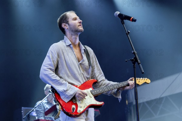 Michael Marco Fitzthum aka Marco Michael Wanda, Singer, Guitarist, Wanda, Rock/Pop Band, Austria, Schön bei dir Live 2025 Tour, open air at the Citadel Music Festival, 12 July 2025, Zitadelle Spandau, Berlin, Germany, sold out < english> Wanda, Rock/Pop Band, Austria, Schön bei dir Live 2025 Tour, open air at the Citadel Music Festival, July 12, 2025, Spandau Citadel, Berlin, Germany