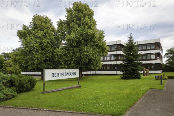 Gütersloh, North Rhine-Westphalia, Germany - BERTELSMANN, Head Office of Bertelsmann SE & Co. KGaA. Bertelsmann is an international media, services and education company headquartered in Gütersloh. The Bertelsmann Stiftung is one of the largest German foundations. Bertelsmann's operating divisions include RTL Group (entertainment), Penguin Random House (books), BMG (music), Arvato Group (services), Bertelsmann Marketing Services (direct marketing and print activities), Bertelsmann Education Group (education) and Bertelsmann Investments (venture capital activities and growth division Bertelsmann Next)