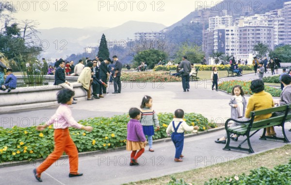 People on their family Sunday outings, Mid Levels, Botanical Gardens, Hong Kong, Asia, 1964