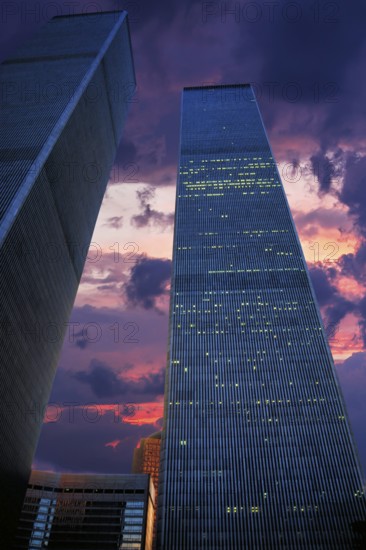 Towers of the World Trade Center in the evening sky, 9 September 2000, one year in front of the destruction, New York City, USA