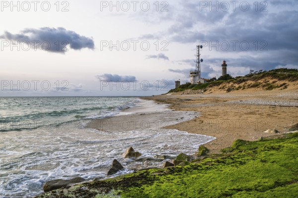 WHALE LIGHTHOUSE, Saint-Clement-des-Baleines, Atlantic, France