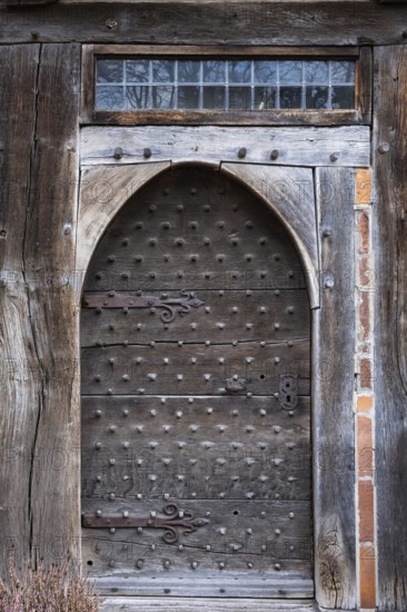 Entrance door to an old half-timbered house, Ammerland farmhouse, Lower Saxony, Germany