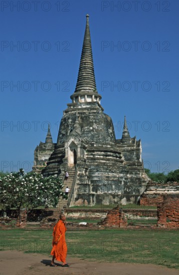 Monk, Chedi at Wat Phra Si Sanphet, Ayutthaya, Thailand, December 2002, vintage, retro, old, historic