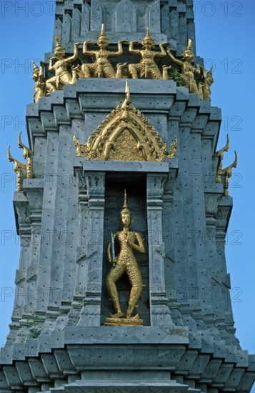 Detail, statues, Wat Pho, Bangkok, Thailand, December 2002, vintage, retro, old, historic