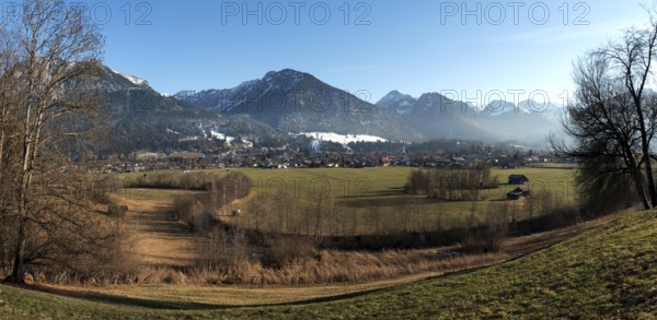 View of Oberstdorf, Rubihorn and Schattenberg and mountains of the Allgäu Alps, panorama, Oberstdorf, Oberallgäu, Allgäu, Bavaria, Germany