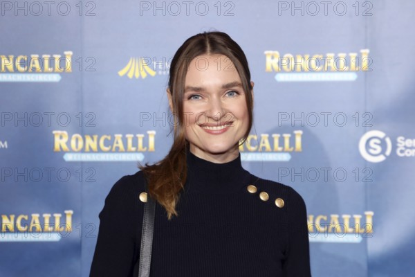 Josephin bush, Roncalli Christmas Circus Premiere, Tempodrom, Berlin 19.12.2025