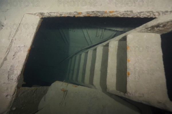 Staircase of a ledi wreck, wreck of a ledi ship, Ledi ship, cargo ship for mass freight, bulk cargo taken at night in Walensee. Tauchplatz Känzeli, Mols, Canton of St. Gallen, Switzerland