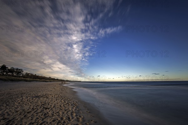 Beach, sea and clouds in Zingst, evening light, Fischland-Darß-Zingst, Western Pomerania Lagoon Area National Park, Mecklenburg-Western Pomerania, Germany
