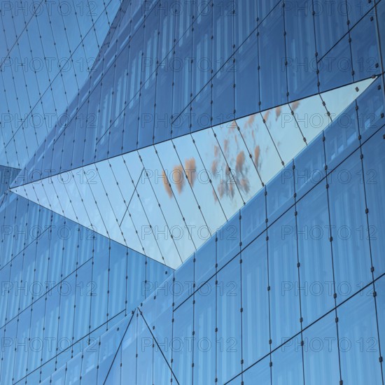 Glass façade of the Cube on Washington-Platz, Central Station, Berlin