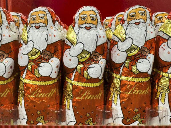 Chocolate Santa Claus chocolate Santa Claus chocolate Santa Claus chocolate Santa Claus sweets from Lindt brand, Germany