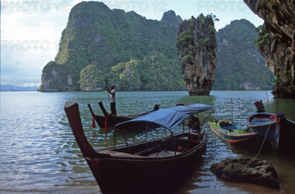 Boats, James Bond rocks, James Bond island, two years in front of the tsunami, Phangnga Bay, Ko Phuket, Thailand, December 2002, vintage, retro, old, historic
