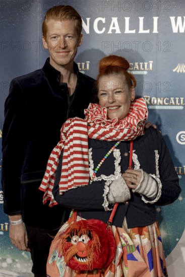 Tobias Stäbo and Enie van de Meiklokjes at the premiere of the 21st Original Roncalli Christmas Circus Berlin at Berlin's Tempodrom on 19.12.2025