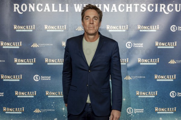 Markus Feldenkirchen at the premiere of the 21st Original Roncalli Christmas Circus Berlin at Berlin's Tempodrom on 19.12.2025