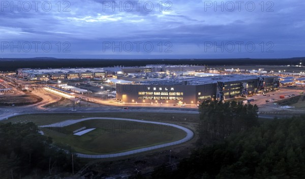 Tesla Gigafactory at the blue hour, Grünheide, 19.12.2025, Grünheide, Brandenburg, Germany