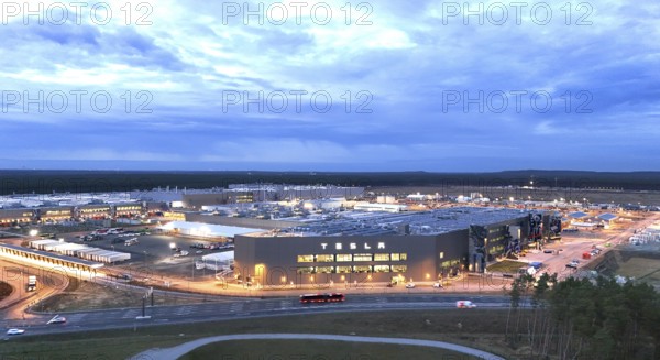 Tesla Gigafactory at the Blue Hour, Battery Factory Building, Grünheide, 19.12.2025, Grünheide, Brandenburg, Germany