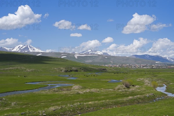 Wide landscape with meadows, rivers and snow-capped mountains, landscape near Saghamo, Samtske-Javakheti region, Samtske Javacheti, Lesser Caucasus, Georgia