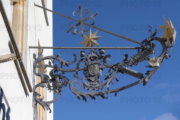 Nose sign from the former Goldener Stern inn, since 1769, Oberer Markt 14, Hersbruck, Middle Franconia, Bavaria, Germany