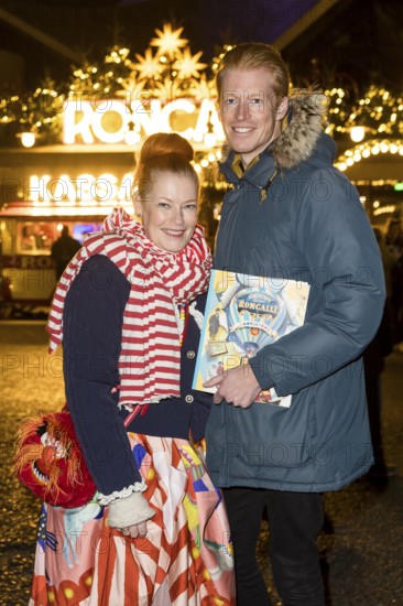 Enie van de Meiklokjes and Tobias Stäbo at the premiere of the 21st Original Roncalli Christmas Circus in Berlin's Tempodrom on 19.12.2025