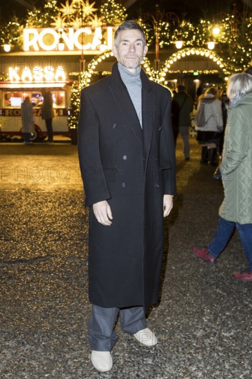Micky Beisenherz at the premiere of the 21st Original Roncalli Christmas Circus in Berlin's Tempodrom on 19.12.2025