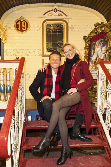 Roman Knizka and Franziska Hippe at the premiere of the 21st Original Roncalli Christmas Circus in Berlin's Tempodrom on 19.12.2025