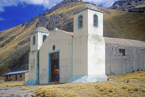 Church, Andean highlands between Cusco and Puno, Peru, South America, September 1997, vintage, retro, old, historic