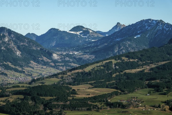 View from the Bolsterlanger Horn of villages in the Illertal and mountains of the Allgäu Alps, Bolsterlang, Oberstdorf, Oberallgäu, Allgäu, Bavaria, Germany