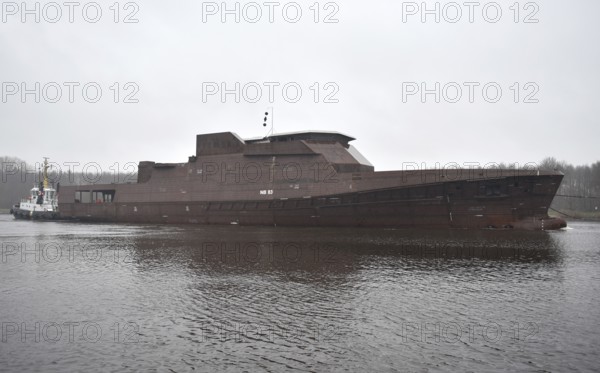 Tugboats bring a new Potsdam-class ship for the Federal Police in the Kiel Canal, NOK, Kiel Canal, Kiel Canal, Schleswig-Holstein, Germany