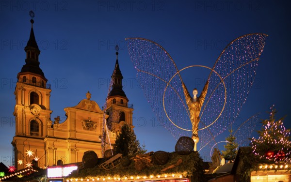 Protestant City Church, golden angel, angel figure, angel motif, baroque Christmas market, blue hour, dusk, Ludwigsburg, Baden-Württemberg, Germany
