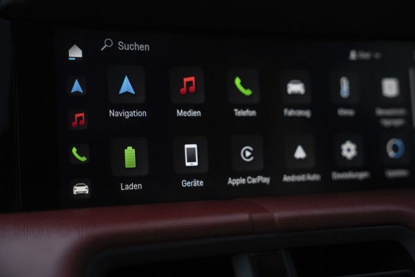 Digital display of a Porsche with apps for navigation, media and settings, Porsche Taycan, Deer Carsharing, Calw, Germany