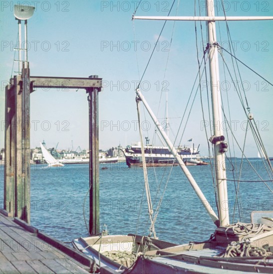 Royal Navy training ship HMS Foudroyant, launched as HMS Trincomalee in 1817, Portsmouth Harbour, Hampshire, England, UK c 1956