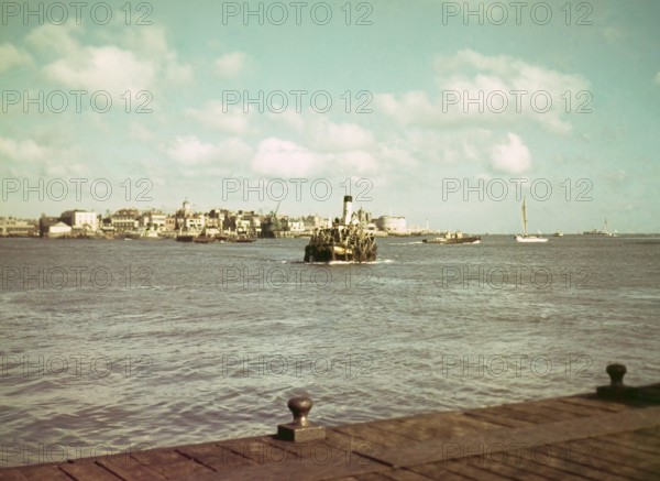 Ferry boat service between Portsmouth and Gosport, Portsmouth harbour, Hampshire, England, UK c 1956