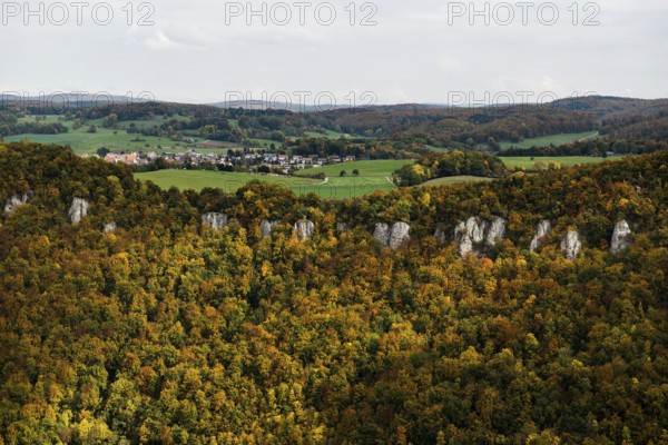 View, panorama of Lichtenstein Castle, Honau, Echaz Valley, Swabian Jura, Baden-Württemberg, Germany