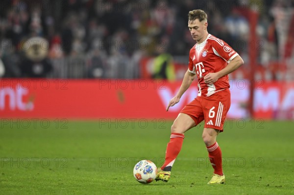 Joshua Kimmich FC Bayern Munich FCB (06) Action on the ball Allianz Arena, Munich, Bavaria, Germany