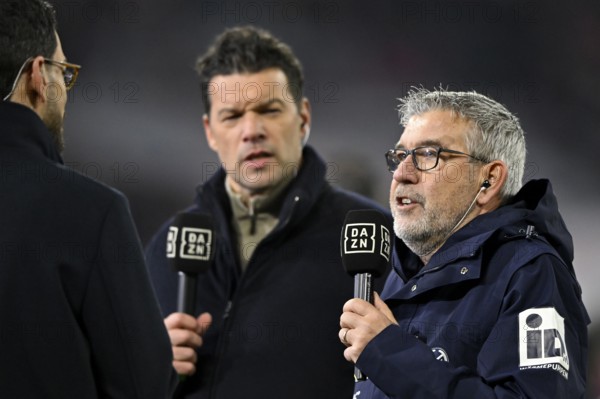 Coach coach Urs Fischer 1st FSV Mainz 05 interviewed microphone micro logo DAZN TV expert Michael Ballack Allianz Arena, Munich, Bavaria, Germany