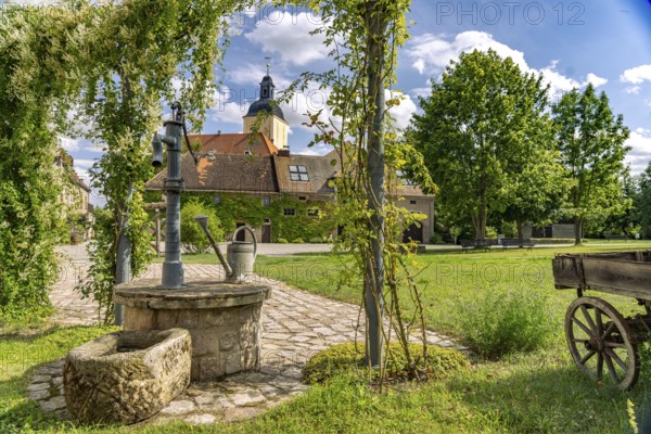 Hirschstein Castle or NeuHirschsteinCourtyard with Fountain, Hirschstein, Saxony, Germany