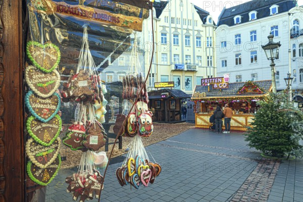 Small Christmas market on Remigiusplatz in Bonn, Germany
