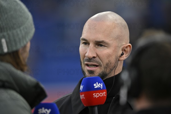 Coach coach Christian Ilzer TSG 1899 Hoffenheim portrait in interview microphone micro logo SKY PreZero Arena, Sinsheim, Baden-Württemberg, Germany