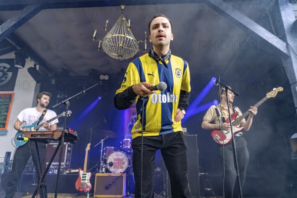 Tommy and the Teleboys live at the Orange Blossom Special Festival, Beverungen, Germany
