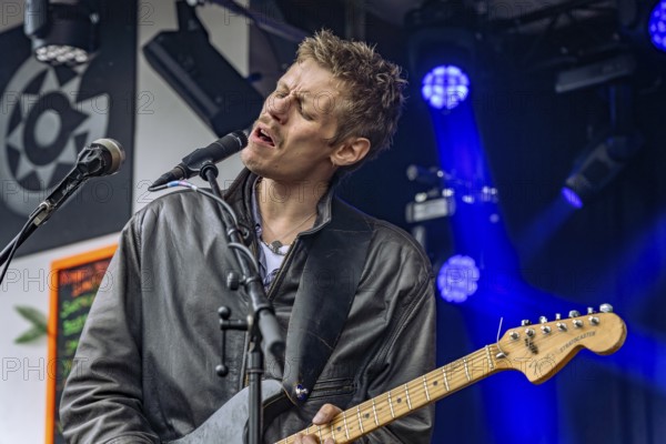 Jesper Munk live at the Orange Blossom Special Festival, Beverungen, Germany