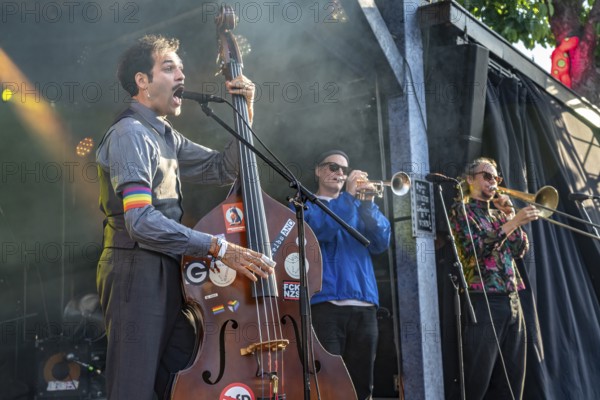 The band Boticelli Baby live at the Orange Blossom Special Festival, Beverungen, Germany