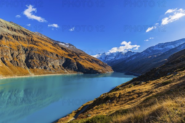 Lac de Moiry, in the background the peaks of the Grand Cornier, Tete Blanche and Pointe Moiry mountains, Val d'Anniviers, Valais Alps, Canton of Valais, Switzerland