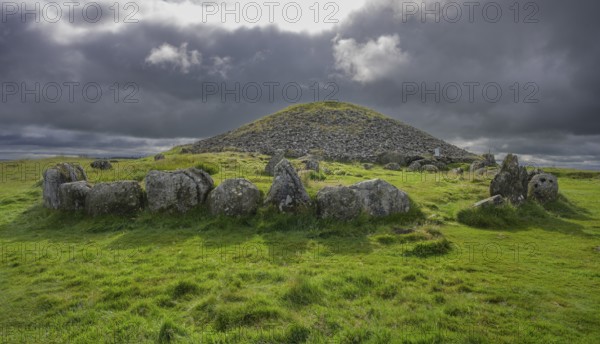 Loughcrew Cairns a megalithic grave, Stonefield, County Meath, Ireland